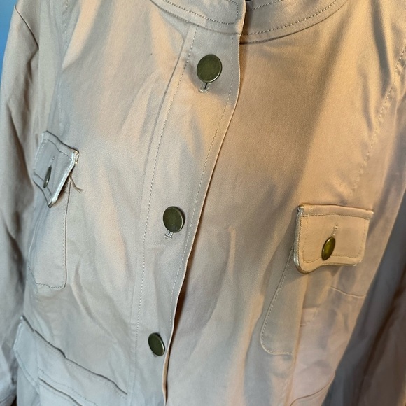 Loft Plus Twill Utility Jacket - Picture 2 of 7